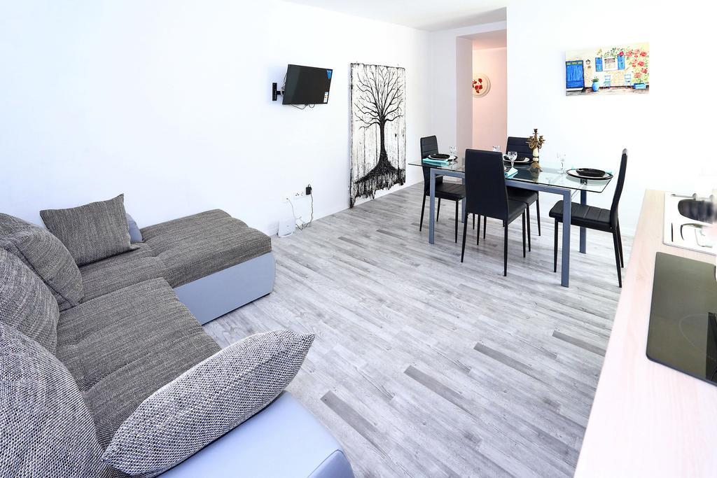 Didovi Dvori Appartement Bibinje Kamer foto