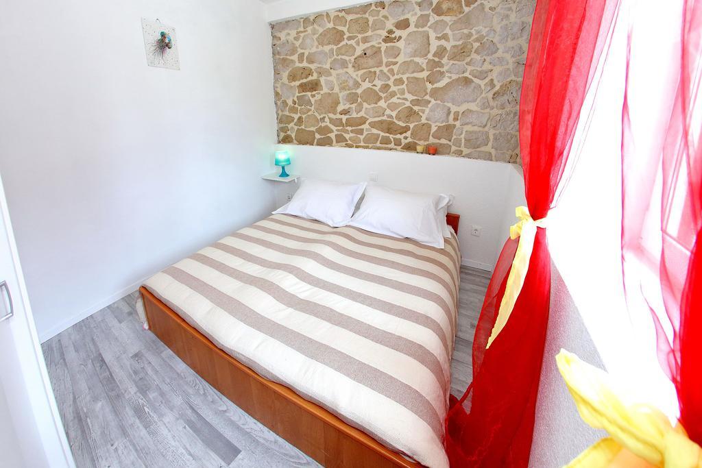 Didovi Dvori Appartement Bibinje Kamer foto